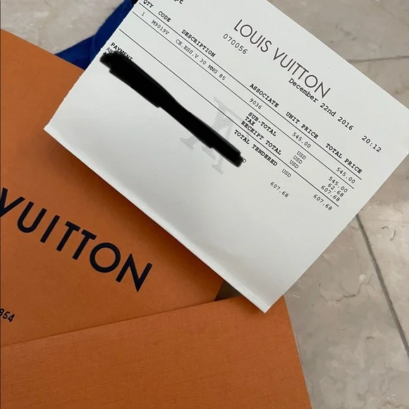 Louis Vuitton π«π· Belt β€οΈ - Picture 13 of 13